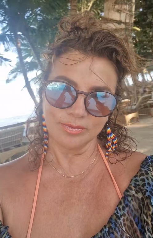 Imagini din vacanța Mihaelei Borcea în Kenya. A apărut în costum de baie, la plajă, alături de Sorin Rap