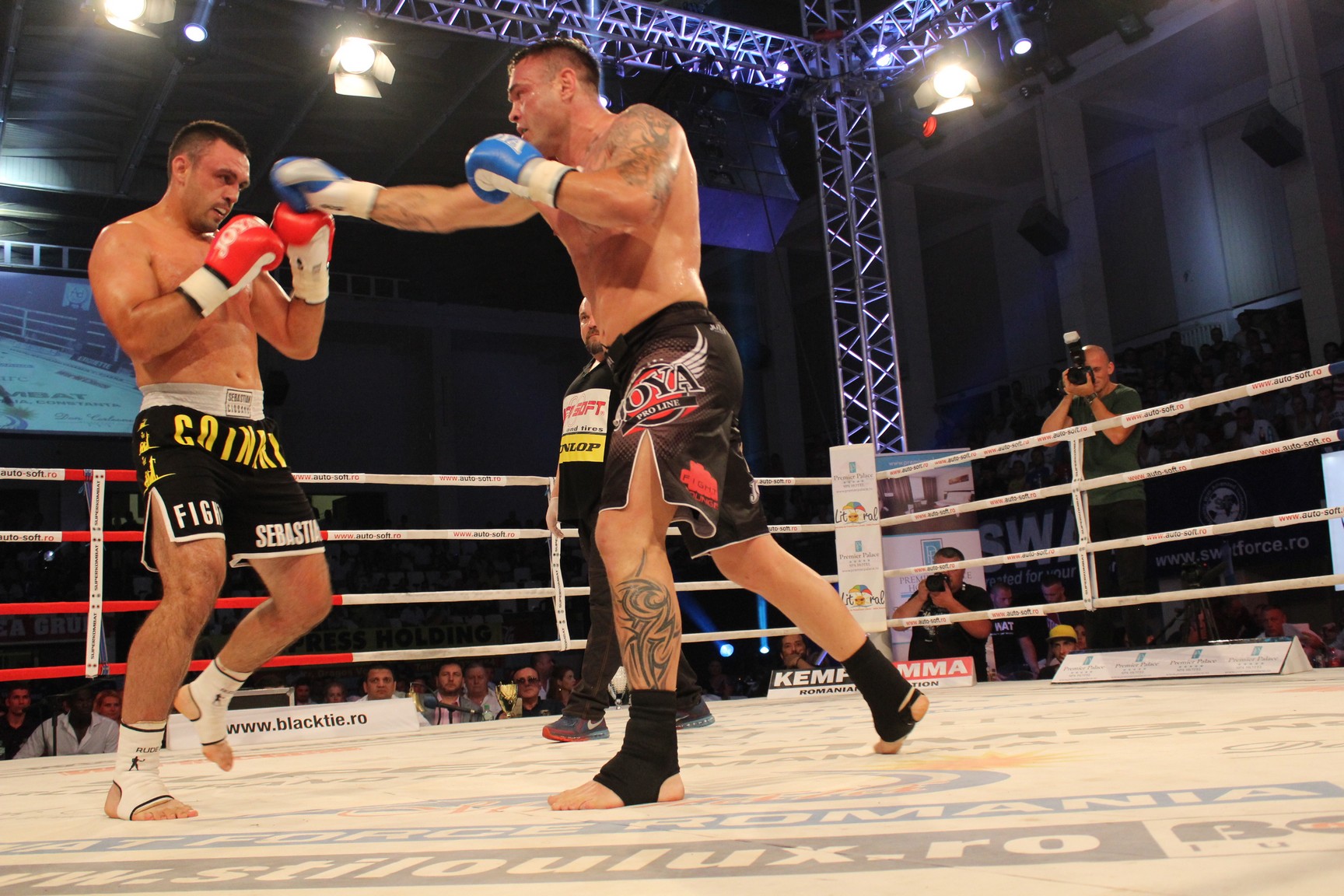 GALERIE FOTO / SUPERKOMBAT CONSTANȚA: Moroșanu a dat de pământ cu colosul din Kavala!
