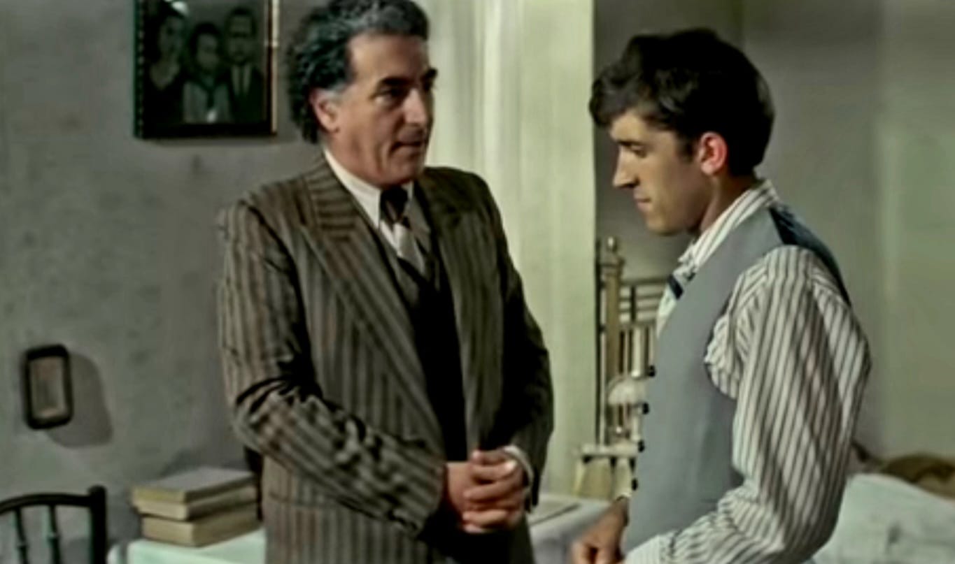 Imagini cu casa pe care Mircea Diaconu o primise moștenire de la părinți. Actorul se mutase la țară