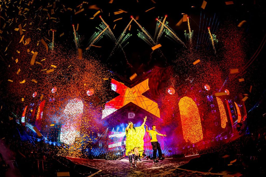 Peste 120.000 de fani au fost prezenți la Untold 2025, în a doua zi a festivalului. Ce artiști vor urca pe scenă în această seară