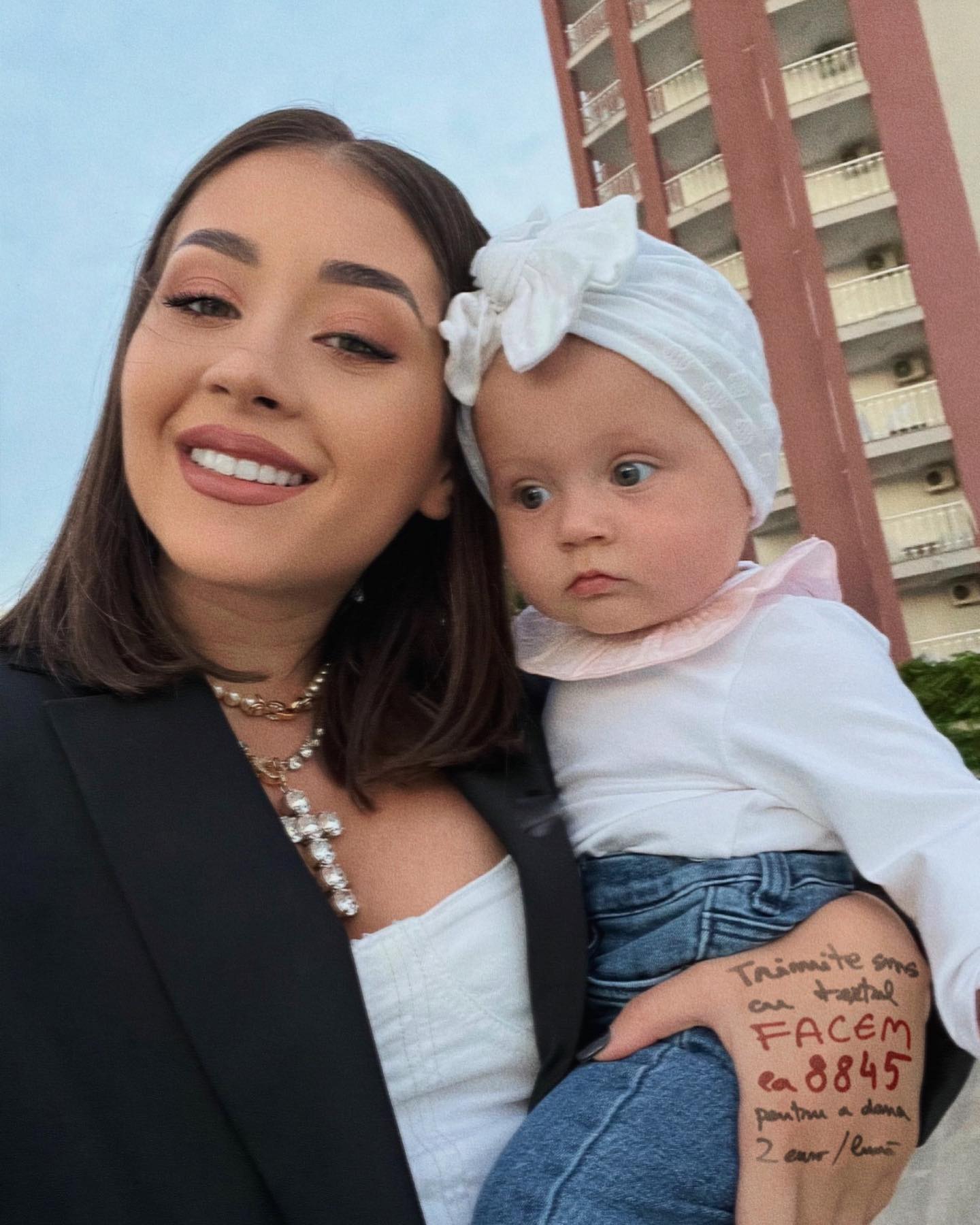 Nicole Cherry nu are bonă pentru fetița ei. Cine o ajută cu Anastasia: „Viața de mămică e o postură care mă bucură extrem de tare”