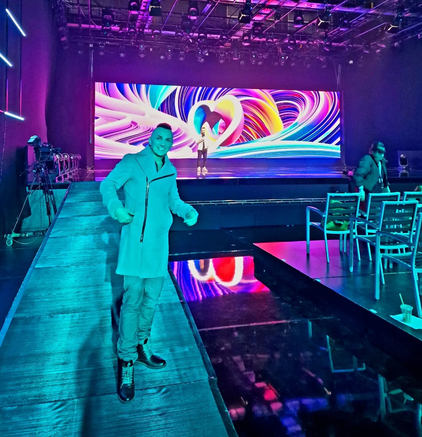 Mihai Trăistariu a răbufnit după ce a fost ales reprezentantul României la Eurovision 2023. A fost în platoul TVR: „Stăteam și câte 5-10 minute degeaba”