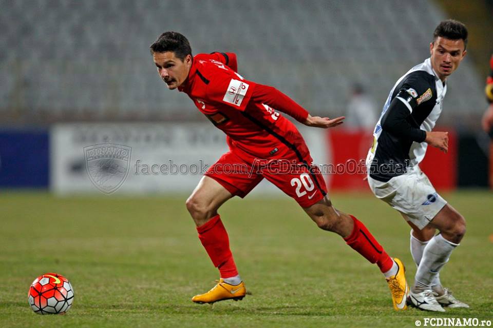 Liga 1. Dinamo - FC Viitorul 1-5. Trupa lui Hagi a predat o lecţie de fotbal în Ştefan cel Mare. A fost cea mai drastică înfrângere a alb-roşiilor din ultimii 30 de ani / GALERIE FOTO&VIDEO
