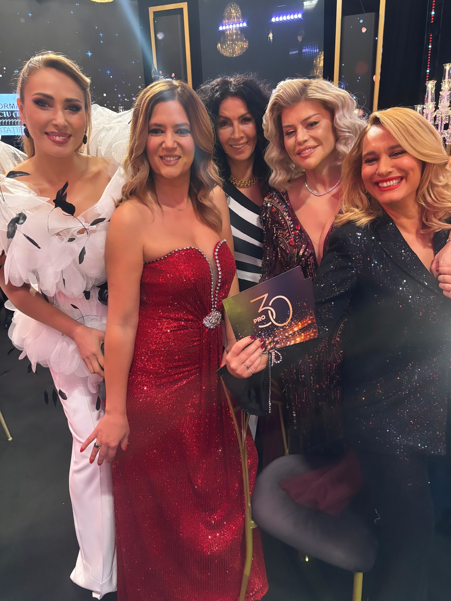 Mihaela Rădulescu nu mai ține doliu. Unde apare alături de Andreea Esca, Iulia Vântur și alte vedete: „Mă bucur să o văd zâmbind”