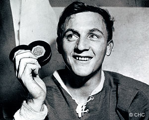 Fostul hocheist canadian Dickie Moore, câştigător de şase ori al Cupei Stanley, a murit la 84 de ani
