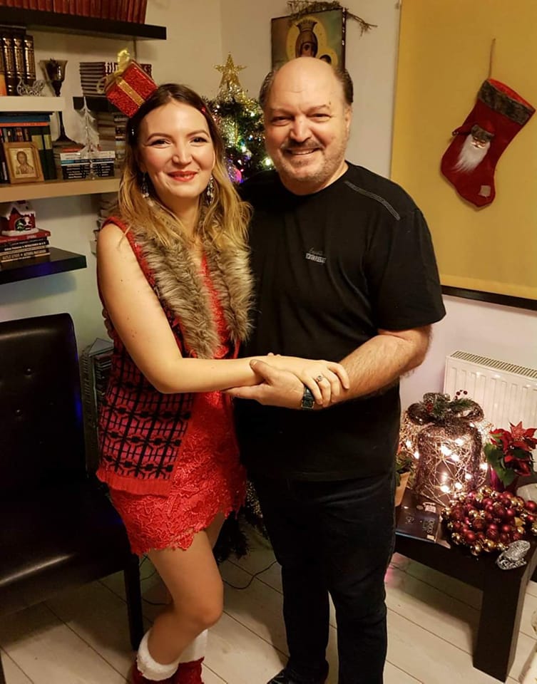Fiicele regretatului Victor Socaciu, declarații dure la adresa Marinei Almășan: „Să se abțină de la orice afirmații”. Îi țin partea Brîndușei Simion