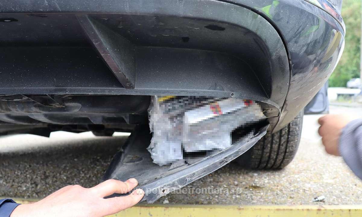 Un șofer bulgar a fost prins cu peste 1.000 de pachete de țigări ascunse în mașină, la Calafat. Unde le-au găsit polițiștii