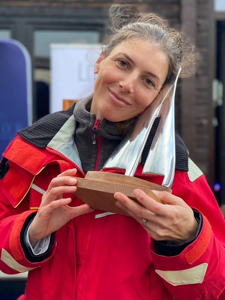 Corina Cobianu Drugan merge „la birou” pe iaht. Cum a ajuns skipper, instructor și campioană națională: „Realizezi cât de puțin îți trebuie ca să fii fericit”
