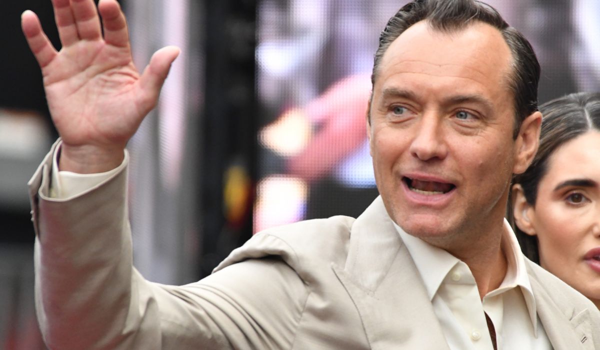 Cum îl caracterizează Mădălina Bellariu Ion pe Jude Law. Cuvintele pe care i le-a spus actorul prima dată când a văzut-o
