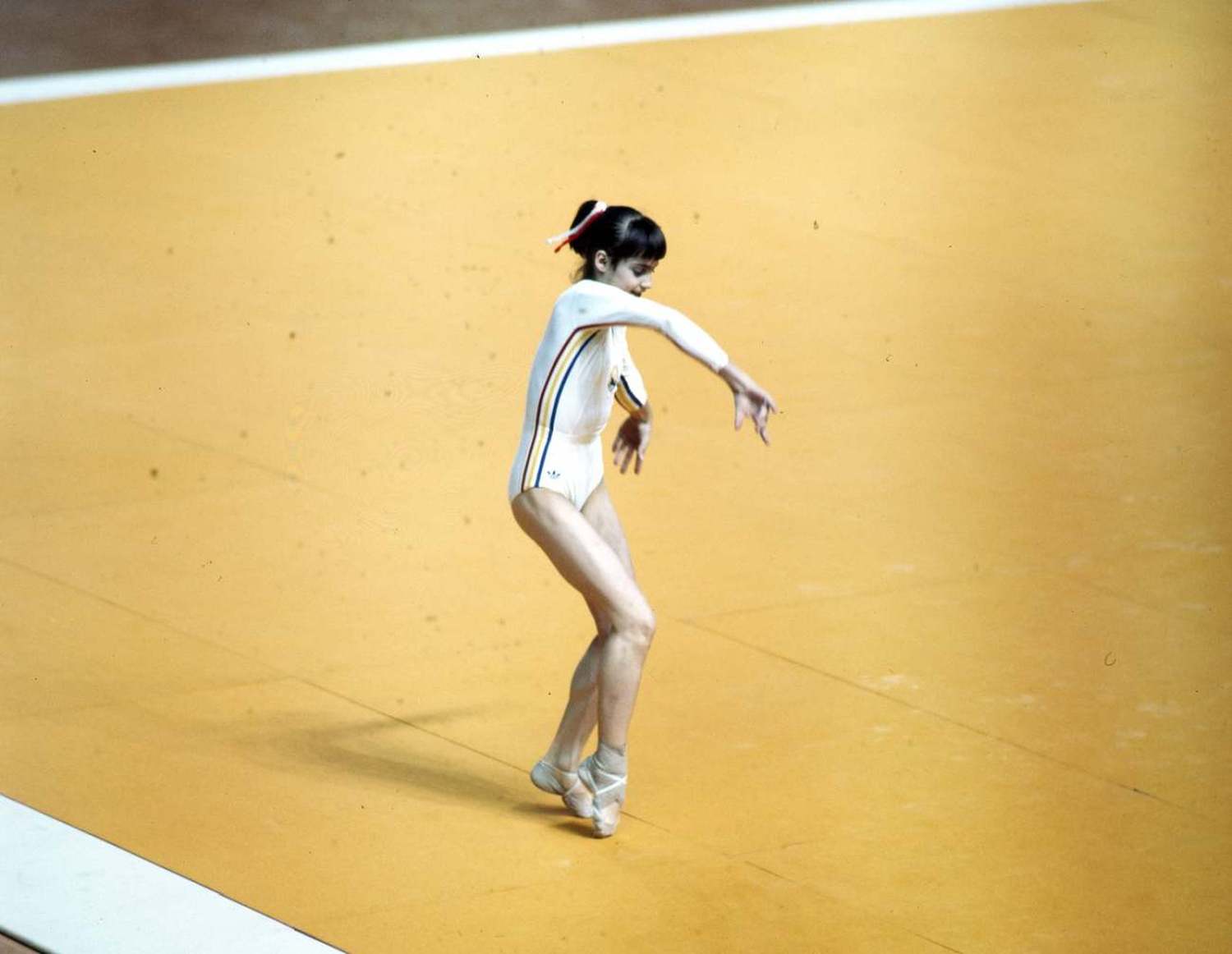 50 de ani de când Nadia Comăneci a obţinut primul 10 din istoria gimnasticii olimpice, la Jocurile Olimpice Montreal 1976, în comentariul lui Cristian Țopescu