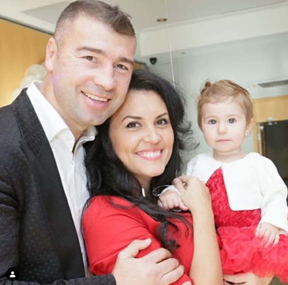 INSTATSTORY/ Lucian Bute, un campion împărțit de două țări