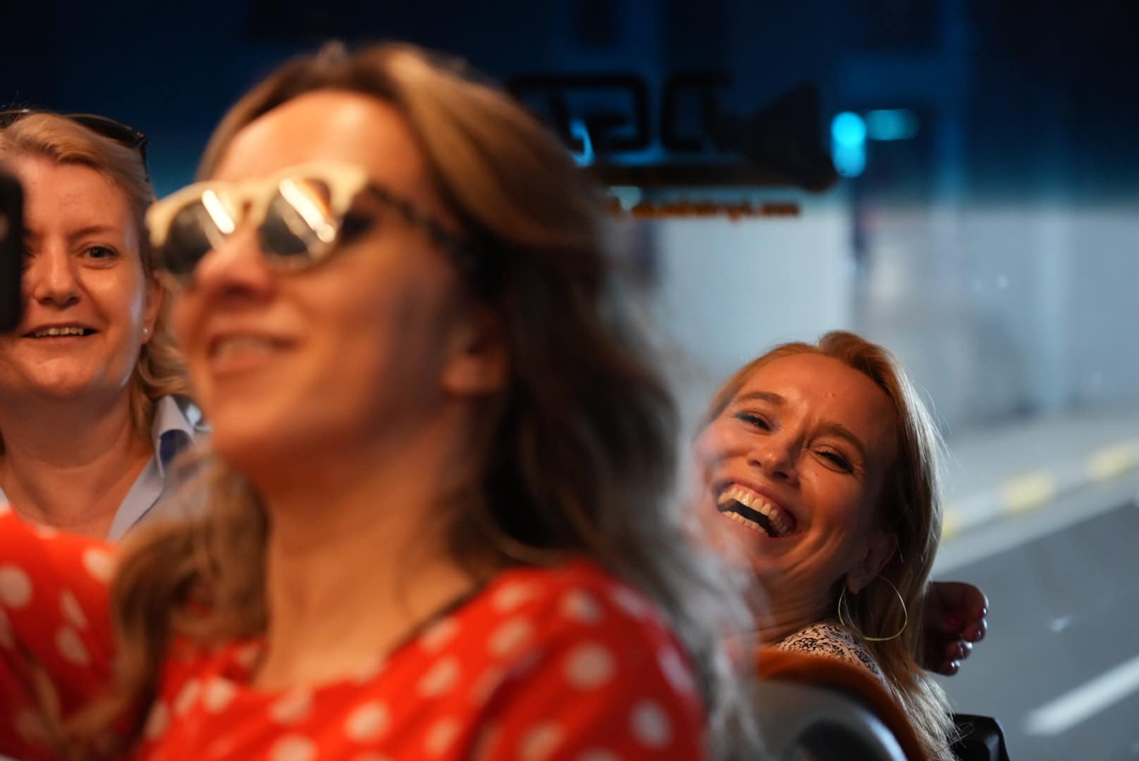 Andreea Esca și-a dus prietenii și familia la Istanbul de ziua ei. Ce spune Lucian Mândruță despre salariul vedetei și despre meniul de la petrecere