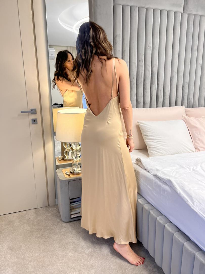 Imagini din casa în care locuiește Andreea Raicu. Vila vedetei este o adevărată comoară