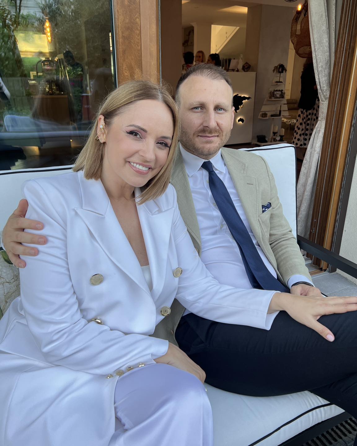 Andreea Marin s-a temut să nu aibă același sfârșit ca Mădălina Manole. Prin ce a trecut când era căsătorită cu Ștefan Bănică jr: „Mă trezeam cu lacrimi în ochi”