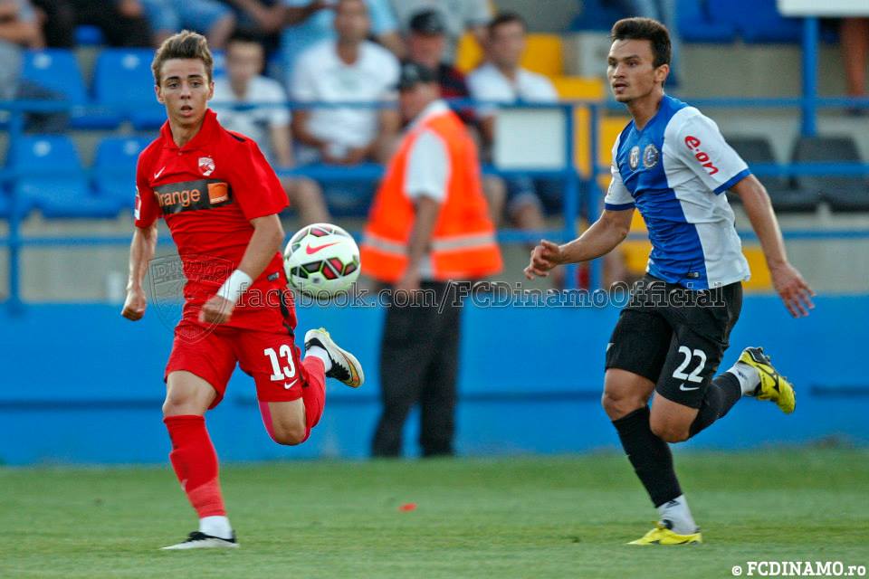 LIGA I: Viitorul - Dinamo 1-1. ^Răzvan Marin a deschis scorul, Patrick Petre a egalat. Gazdele au cerut două penalty-uri. Hagi: ”Au fost clare, 200%!”. A fost meciul copiilor de mari fotbaliști