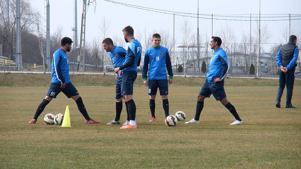 Hagi şi-a motivat echipa cu un slogan special pentru meciul cu Rapid / FOTO&VIDEO