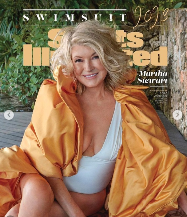 Martha Stewart a pozat în costum de baie la 81 de ani