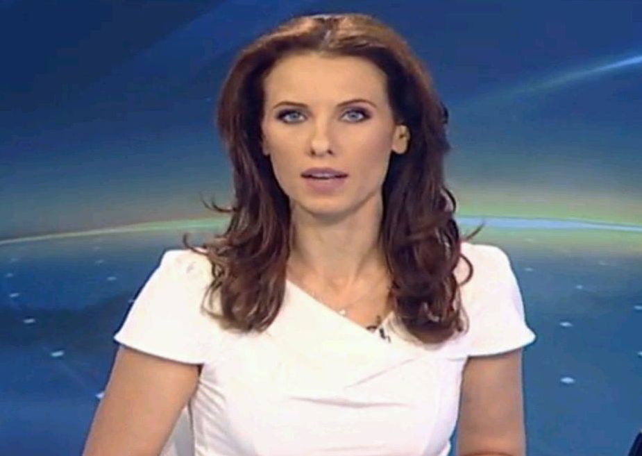 Andreea Esca, în lacrimi când jurnalista Digi24 Ionela Năstase a vorbit despre lupta sa cu cancerul de sân