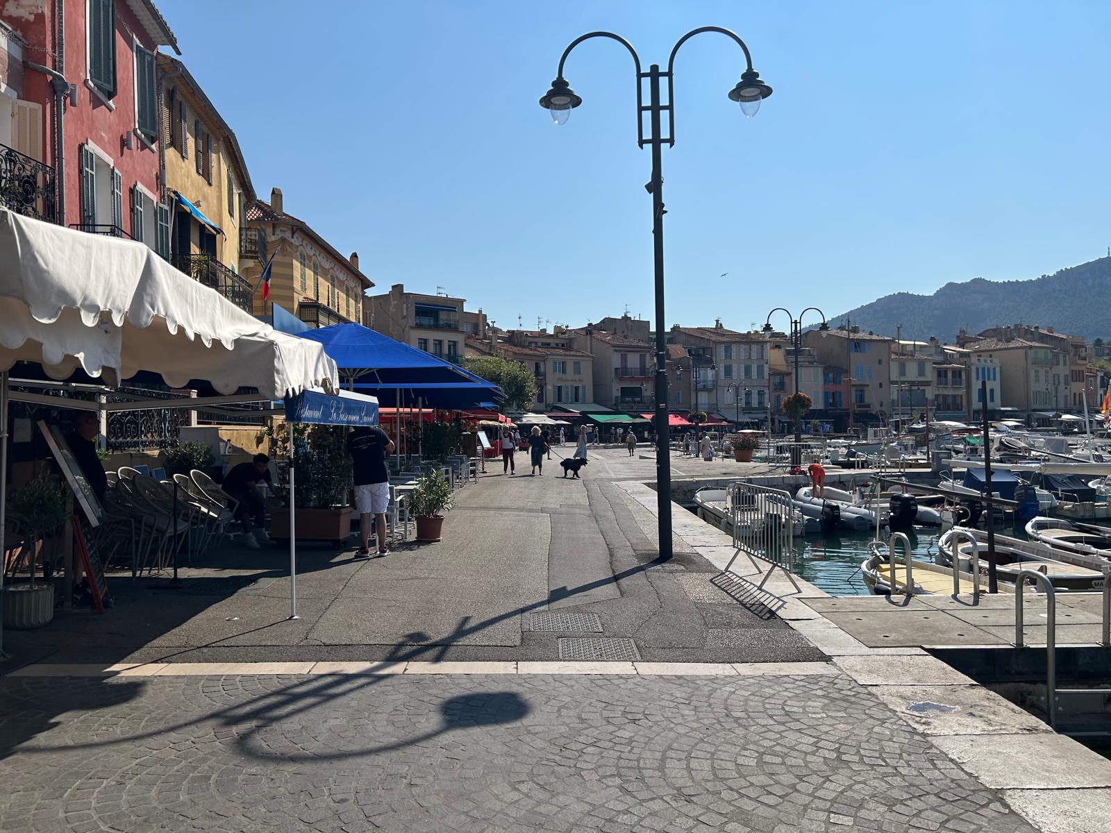 Libertatea a vorbit cu legendarul Michel Platini, care s-a retras la Cassis, pe malul Mediteranei. Cât costă să mănânci la restaurantul marelui „Platoche”