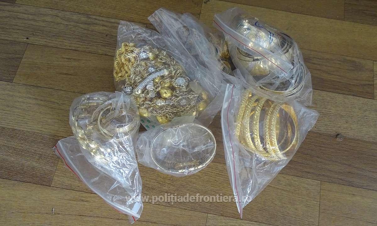Jumătate de kilogram de aur și 10.000  de țigări capturate, la Giurgiu. Valoarea mărfii de contrabandă este estimată la 100.000 de lei
