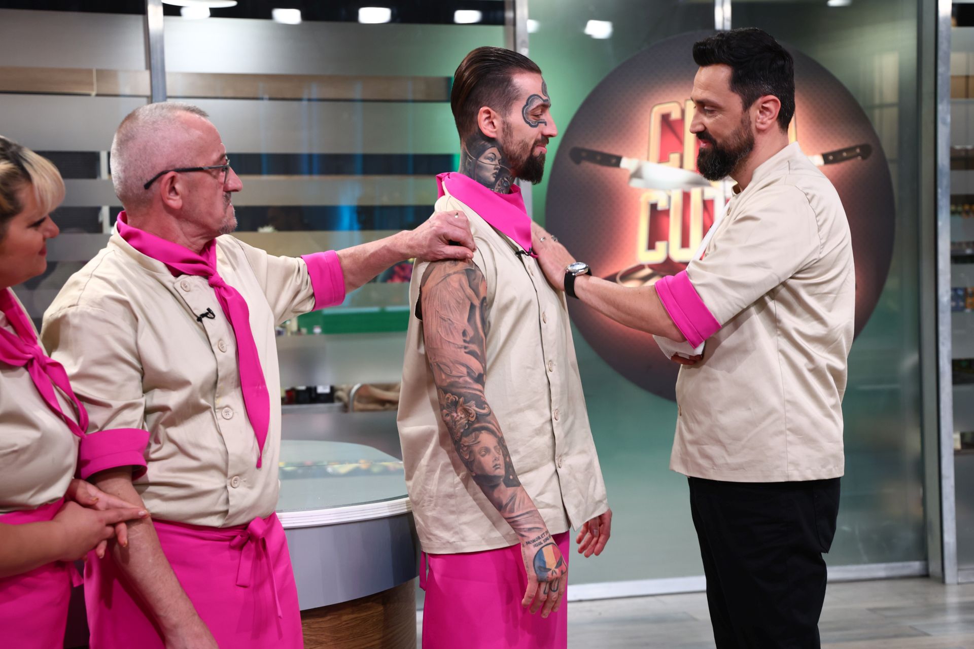 „Chefi la cuțite”, 23 aprilie 2025. Cine sunt noii concurenți care au intrat în show-ul culinar cu ajutorul lui Alexandru Sautner