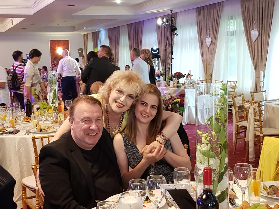 Adrian Daminescu și-a însurat fiul adoptat. La nuntă au cântat marii artiști ai generației de aur | FOTO
