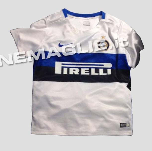 Inter Milano se întoarce în timp! Noile tricouri ale nerazzurrilor seamănă cu cele din sezonul 1964/1965 / GALERIE FOTO