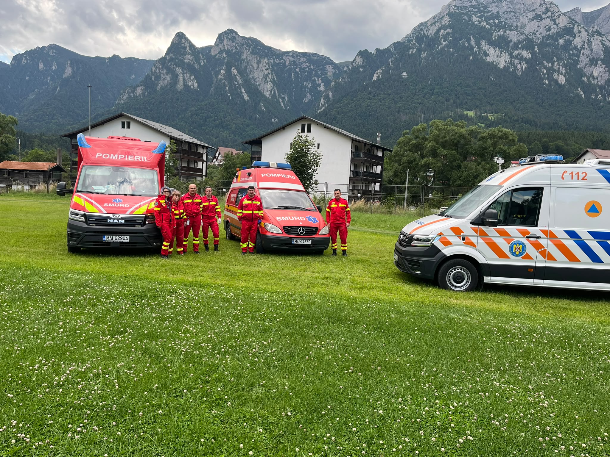 4 alpiniști s-au prăbușit în zona Valea Albișoarei, din Bușteni: unul dintre ei a murit, a intervenit elicopterul SMURD
