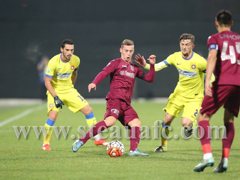 Liga I, etapa a 16-a: CFR Cluj - Steaua 2-0. ^Vitor Bruno a marcat la prima acţiune importantă meciului. Păun a mărit avantajul. Bucureştenii au făcut figuraţie pe teren. N-au avut nici o ocazie!