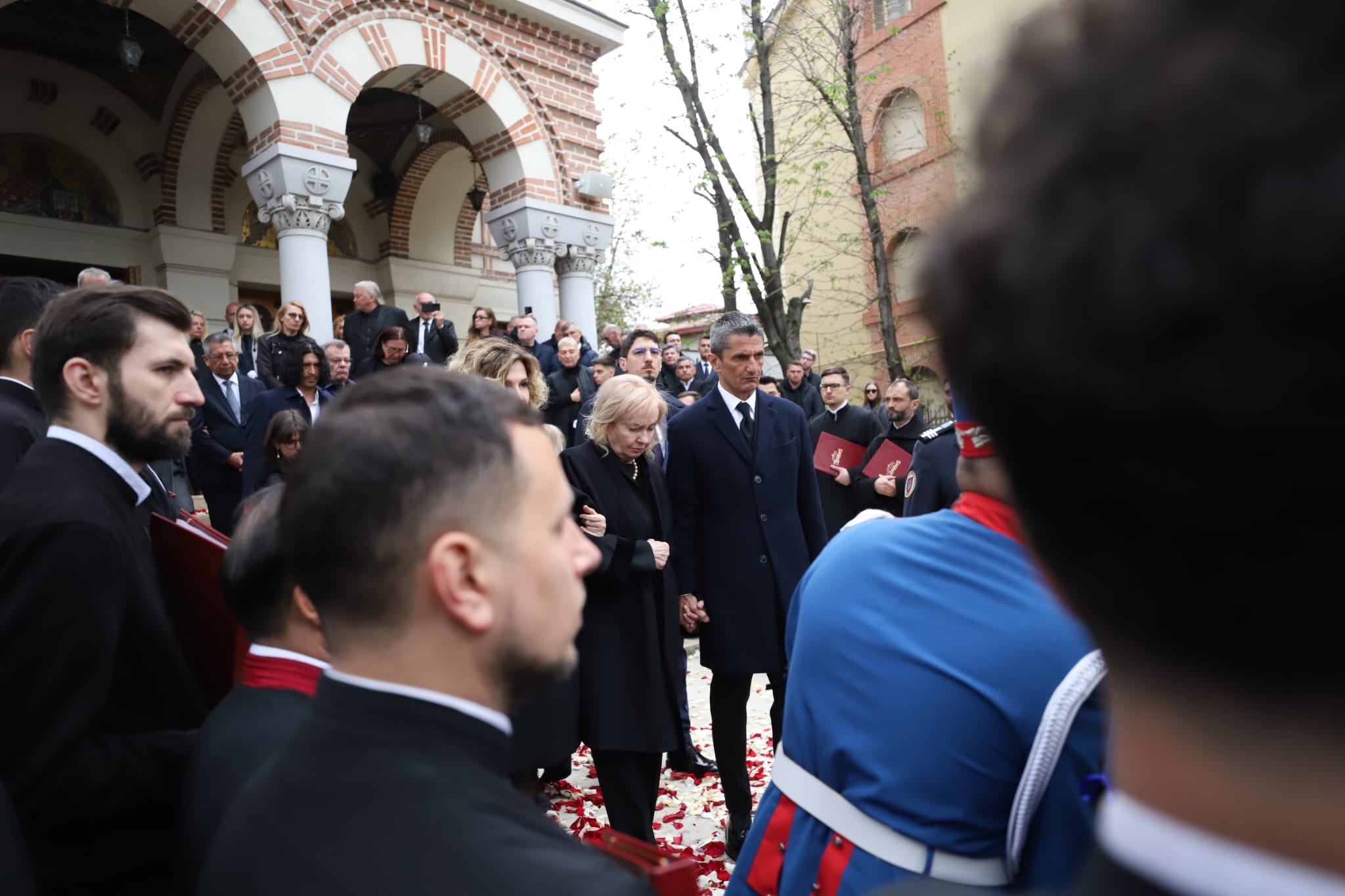 Mircea Lucescu, condus pe ultimul drum. A fost înmormântat la Cimitirul Bellu
