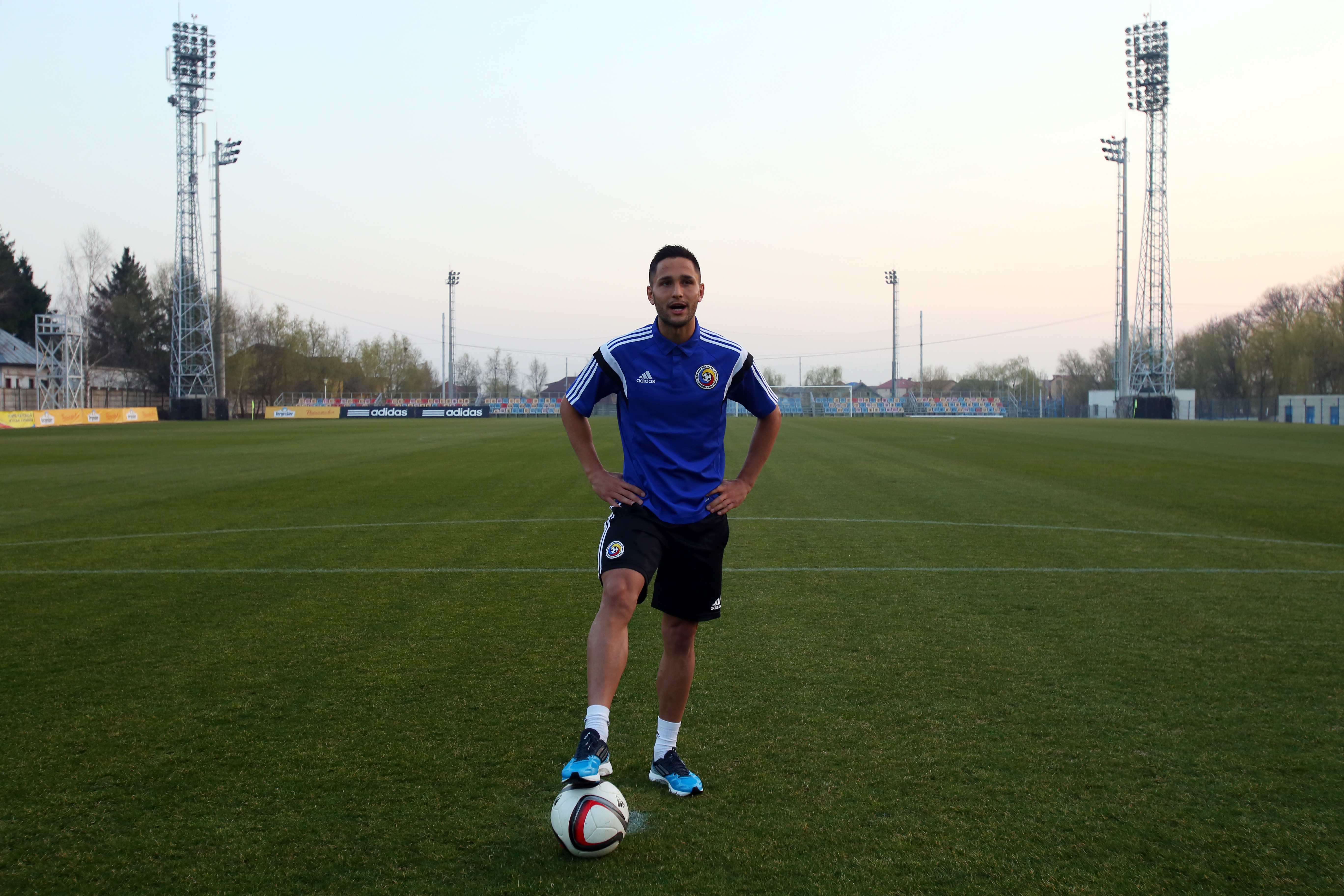 ROMÂNIA - FEROE: Florin Andone joacă în numele tatălui / GALERIE FOTO