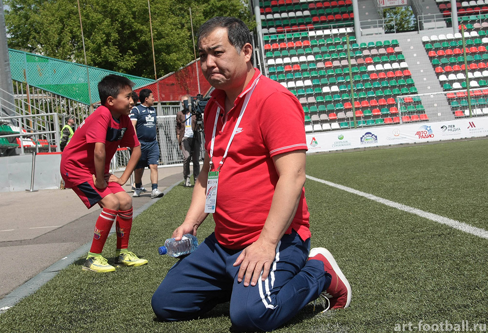 Pe ce loc a terminat naționala artiștilor fotbaliști la Campionatul Mondial - Moscova Art Football 2017. Temișan, Enache și Kamara au impresionat prin muzica lor / FOTO