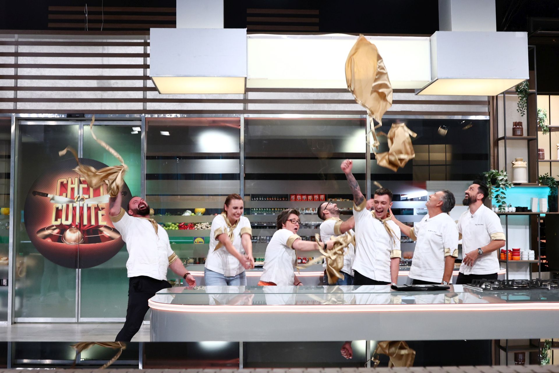 „Chefi la cuțite”, 17 decembrie 2024. Șerban Hulpaș a părăsit competiția culinară de la Antena 1