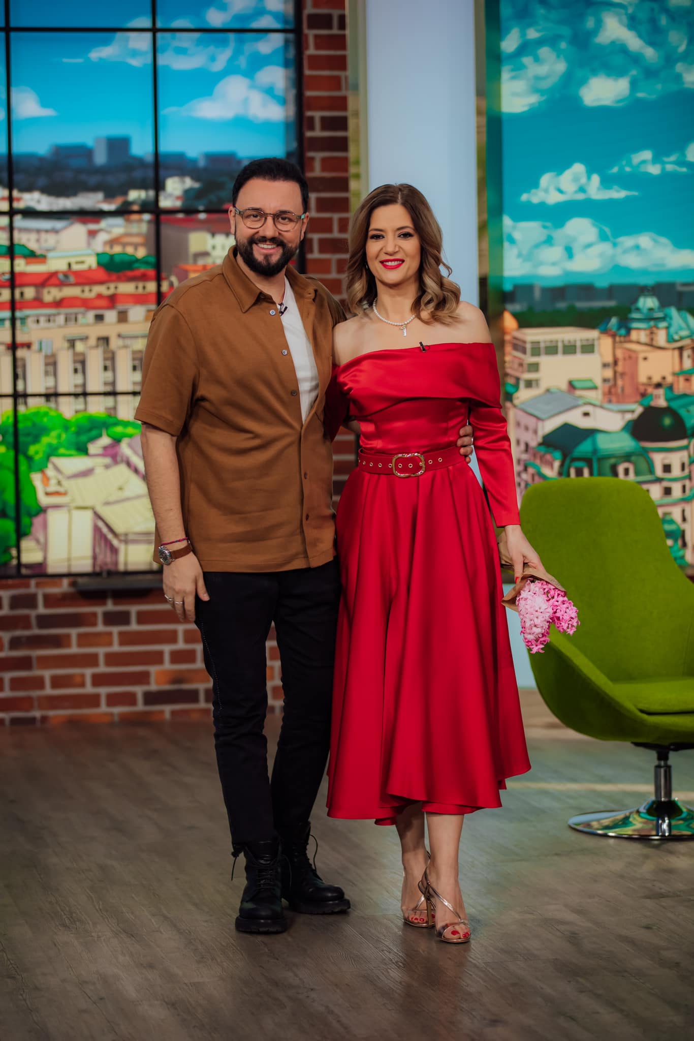 Cum arată Amalia Enache după ce a slăbit. Vedeta are 53 de kilograme. „Nu mai speri să ajungi la greutatea din liceu”