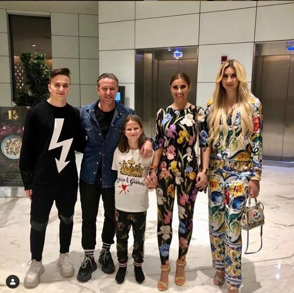 Laurențiu Reghecampf și Corina, iubita sa, ar fi aflat sexul bebelușului lor. Antrenorul va deveni tată a treia oară