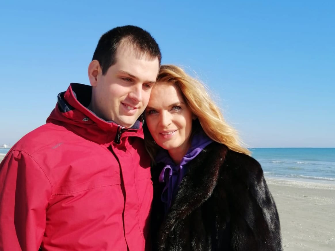 Adevăratul motiv pentru care Manuela Hărăbor a divorțat de soțul miliardar, după 17 ani de căsnicie: „Copilul meu era un copil special, cred că aici e problema iubirilor în general”
