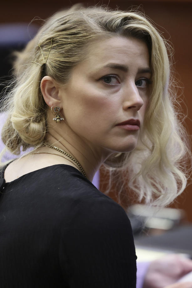 Amber Heard rupe tăcerea despre procesul cu Johnny Depp din 2022 și dezvăluie cum s-a simțit în centrul atenției mediatice
