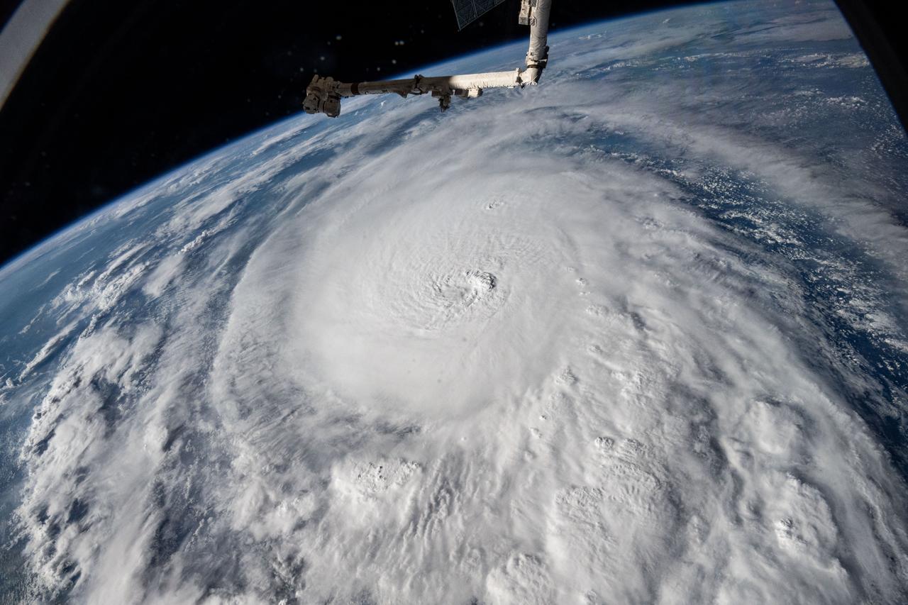 Cinci imagini care arată de ce uraganul Milton este considerat un fenomen meteo extrem de periculos | VIDEO