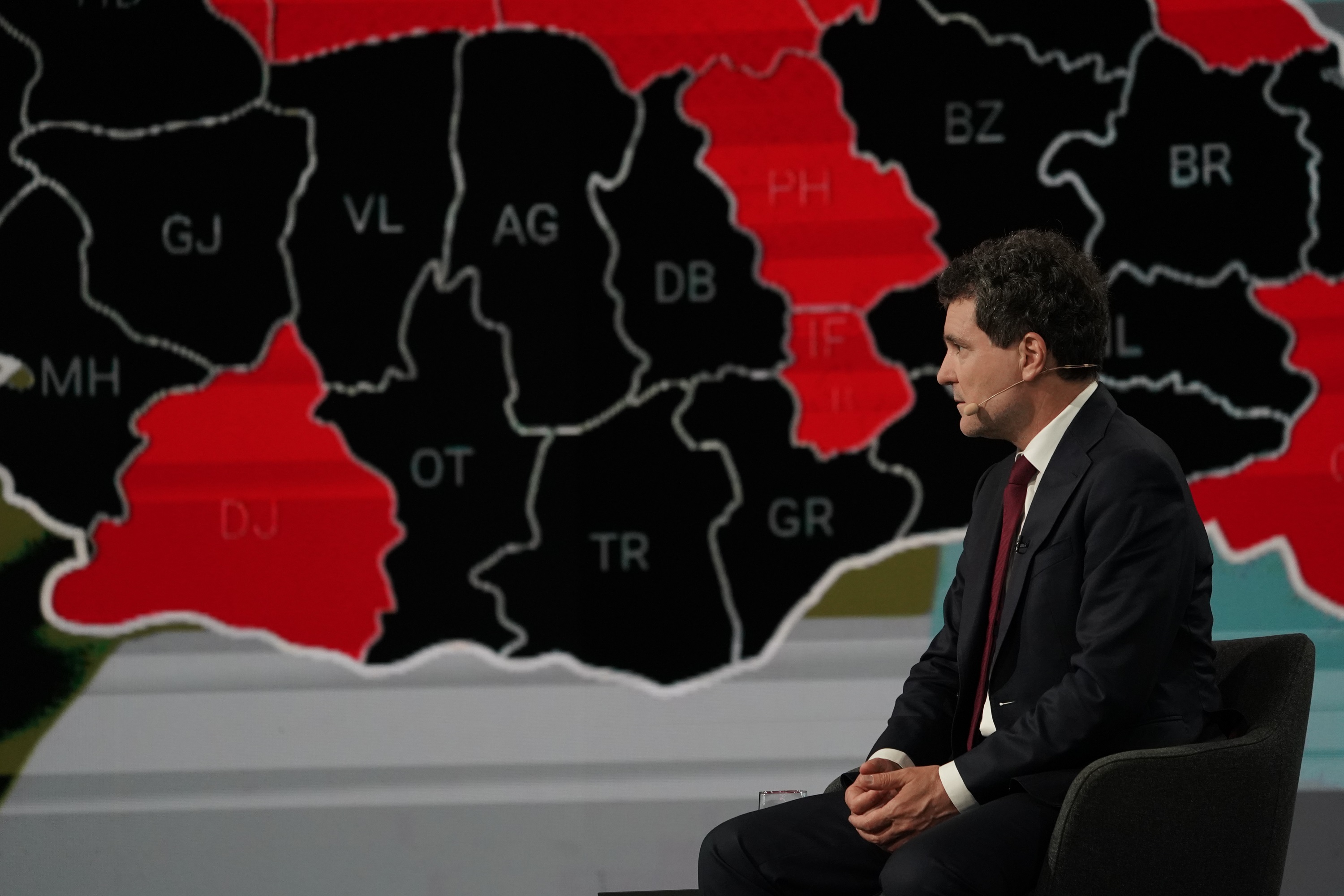 Carnețelul lui Nicușor Dan. L-a avut cu el la Pro TV, iar la Antena 1 a spus ce își notează în el și cine i l-a dăruit