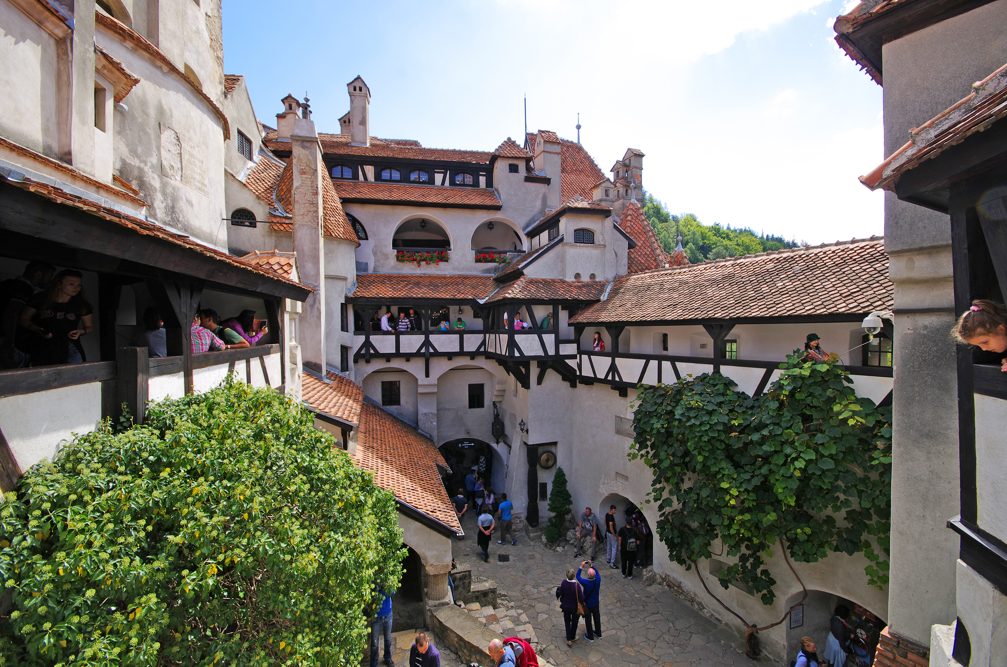 Castelul Bran - istoric și legende. Care sunt tarifele și programul de vizitare