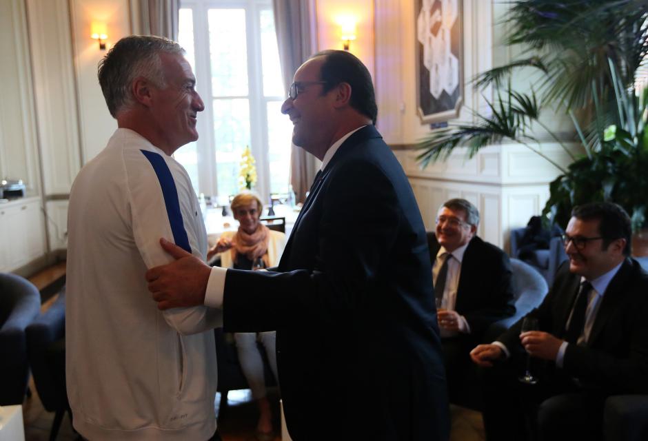 Euro 2016. Francezii au fost încurajați de președintele François Hollande, care i-a vizitat pe les Blues la Clairfontaine  GALERIE FOTO
