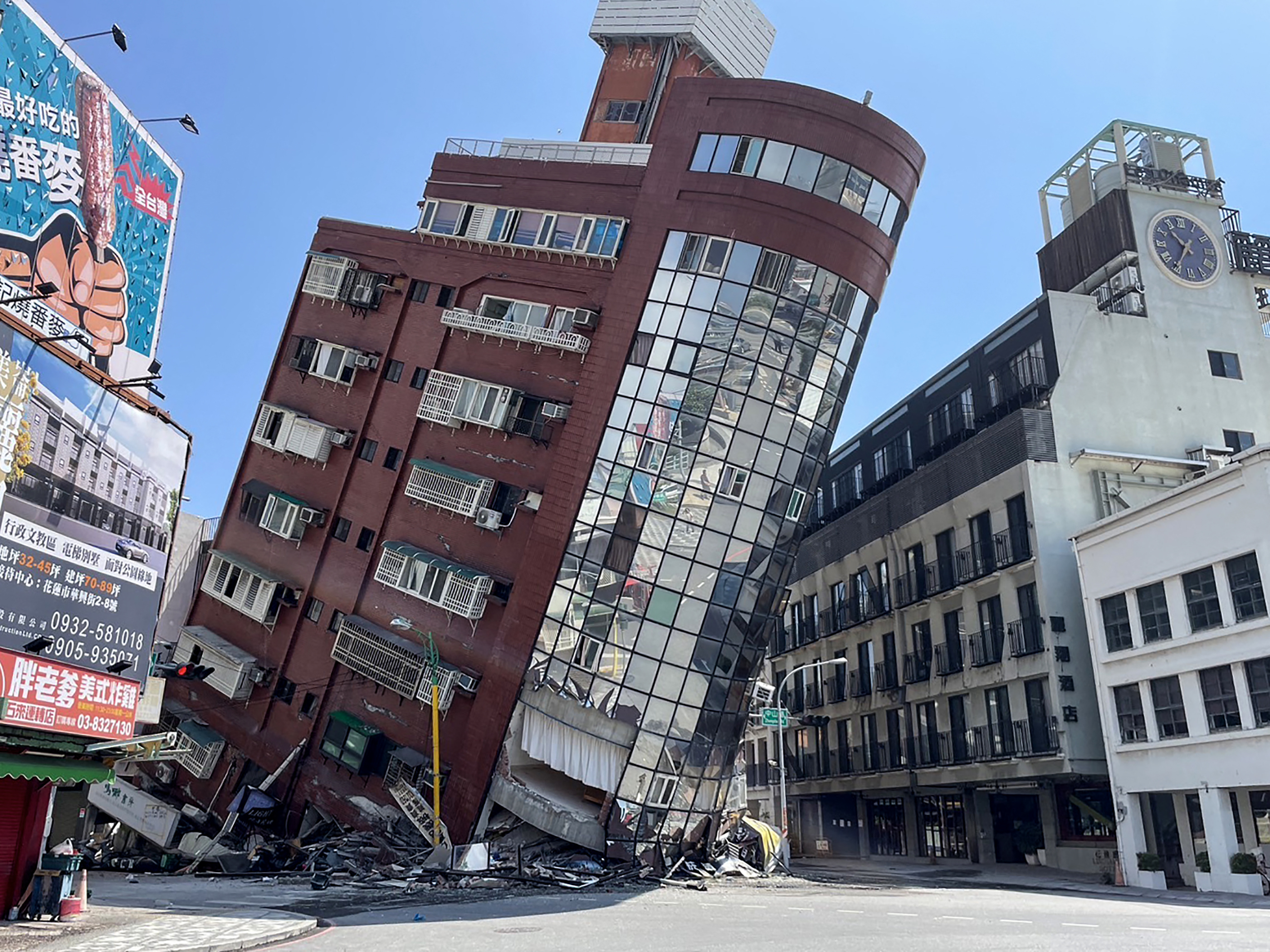 Imagini cu urmările cutremurului din Taiwan, cel mai puternic sesim care a lovit insula în ultimii 25 de ani