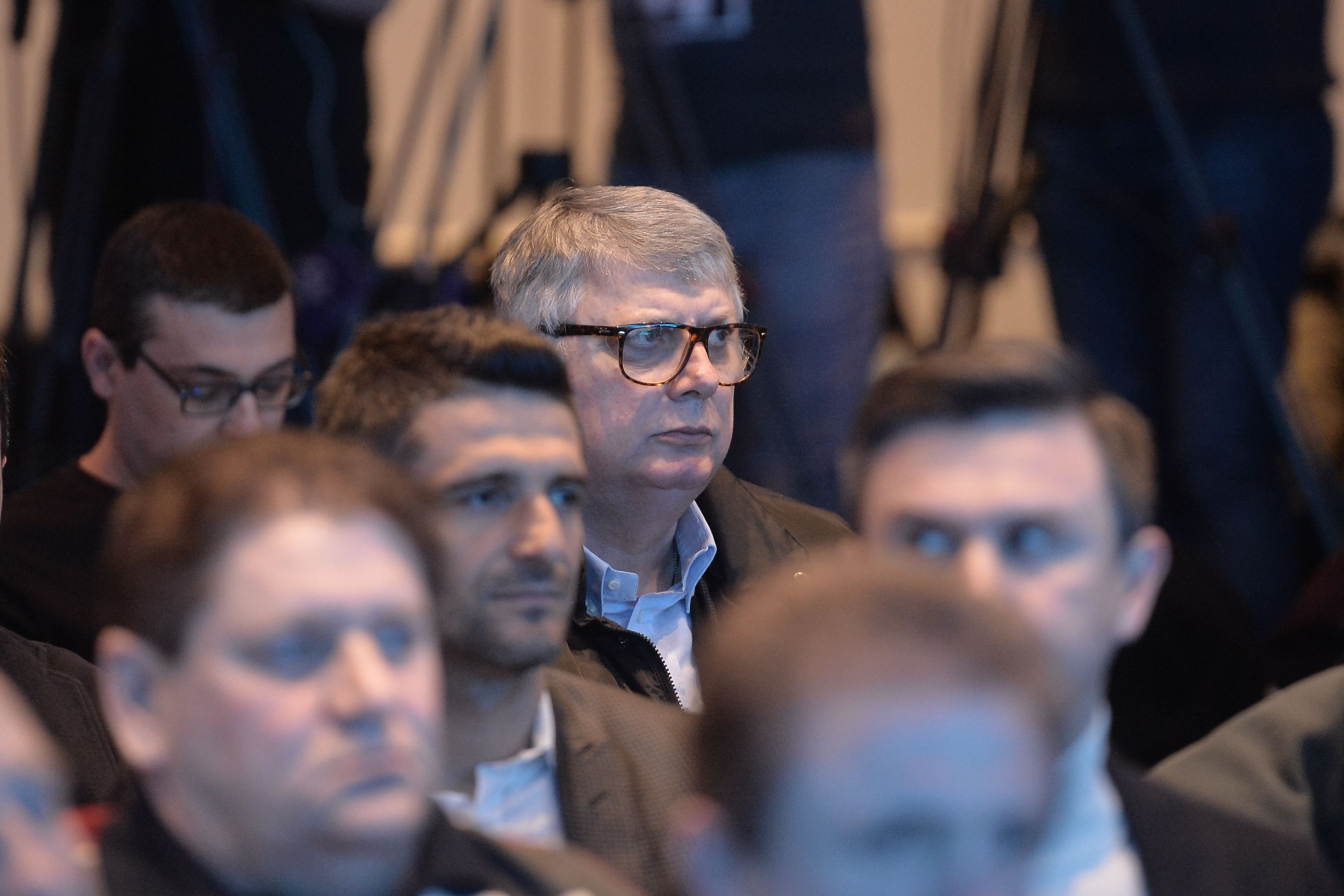 Conferința de lansare a candidaturii lui Ionuț Lupescu la șefia FRF: ”Dacă Gică Popescu era președinte, nu candidam!”. Mesaje de la Mircea Lucescu și de la Sir Alex Ferguson: ”Meriți să câștigi!” | LIVETEXT