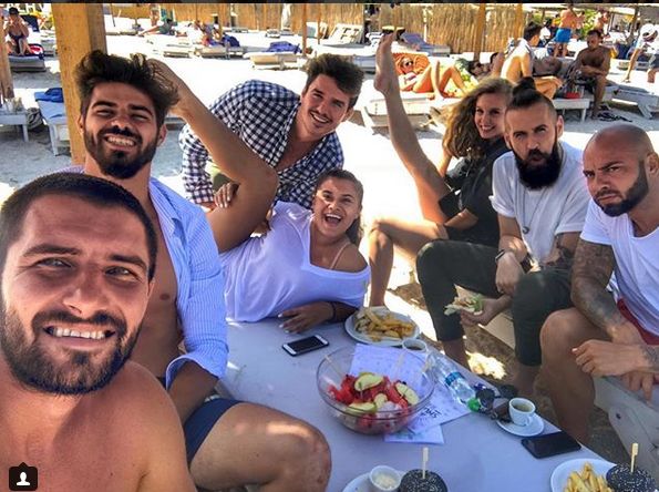 Vladimir Drăghia, înconjurat de colegii de la Exatlon la nunta sa | FOTO