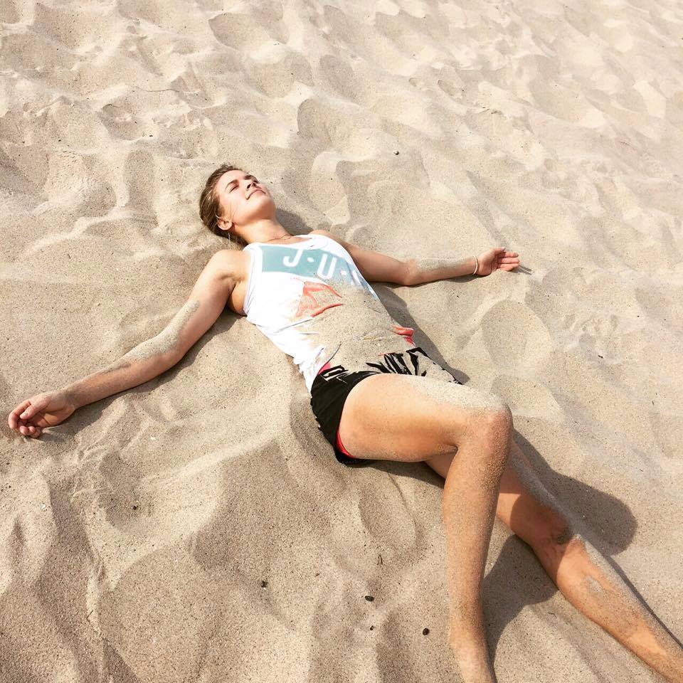 Bouchard și-a tras iubit! Se țin de mână ca doi porumbei! GALERIE FOTO HOT