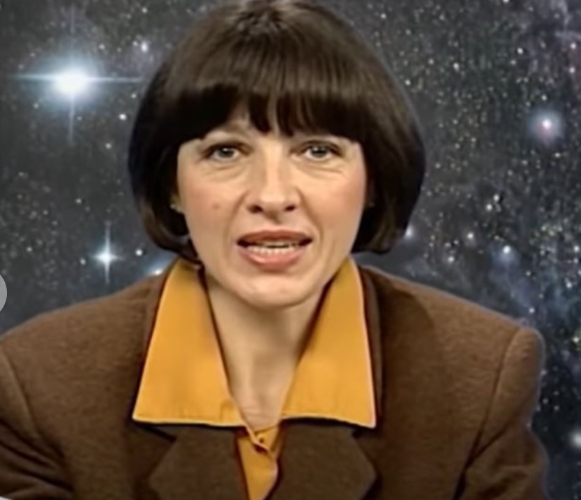 Cum a fost surprinsă Neti Sandu pe Calea Victoriei. Imagini exclusive cu vedeta de la PRO TV