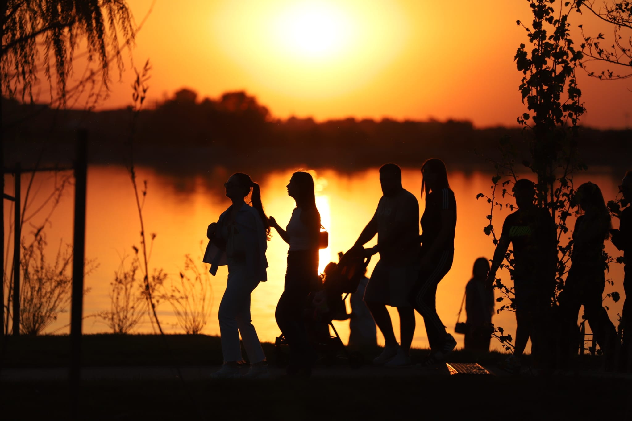 Insula Lacul Morii se deschide oficial bucureștenilor după o investiție spectaculoasă de 59 de milioane de lei 