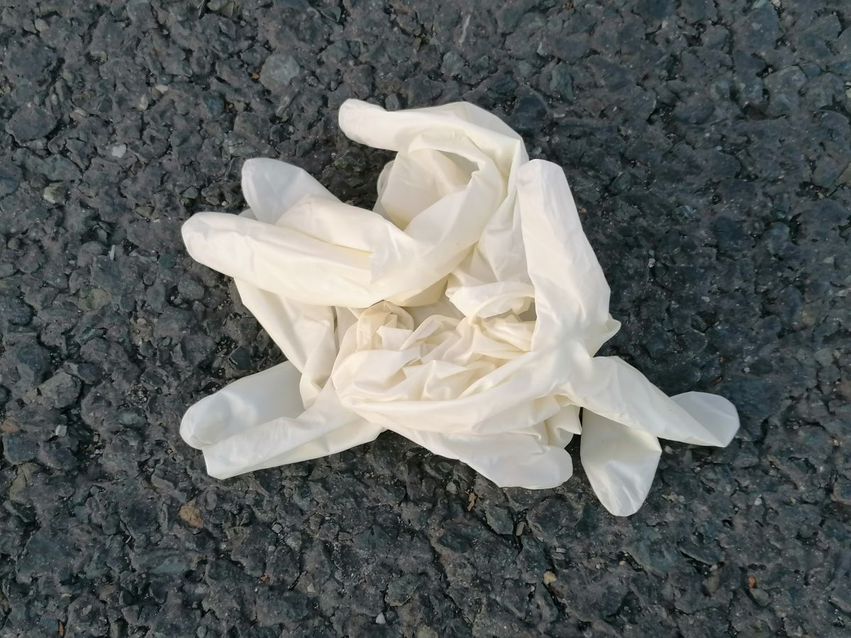 CORESPONDENȚĂ de la graniță | Vama Nădlac, un focar de infecție din cauza mormanelor de gunoi. Ce spune Prefectura Arad despre situație