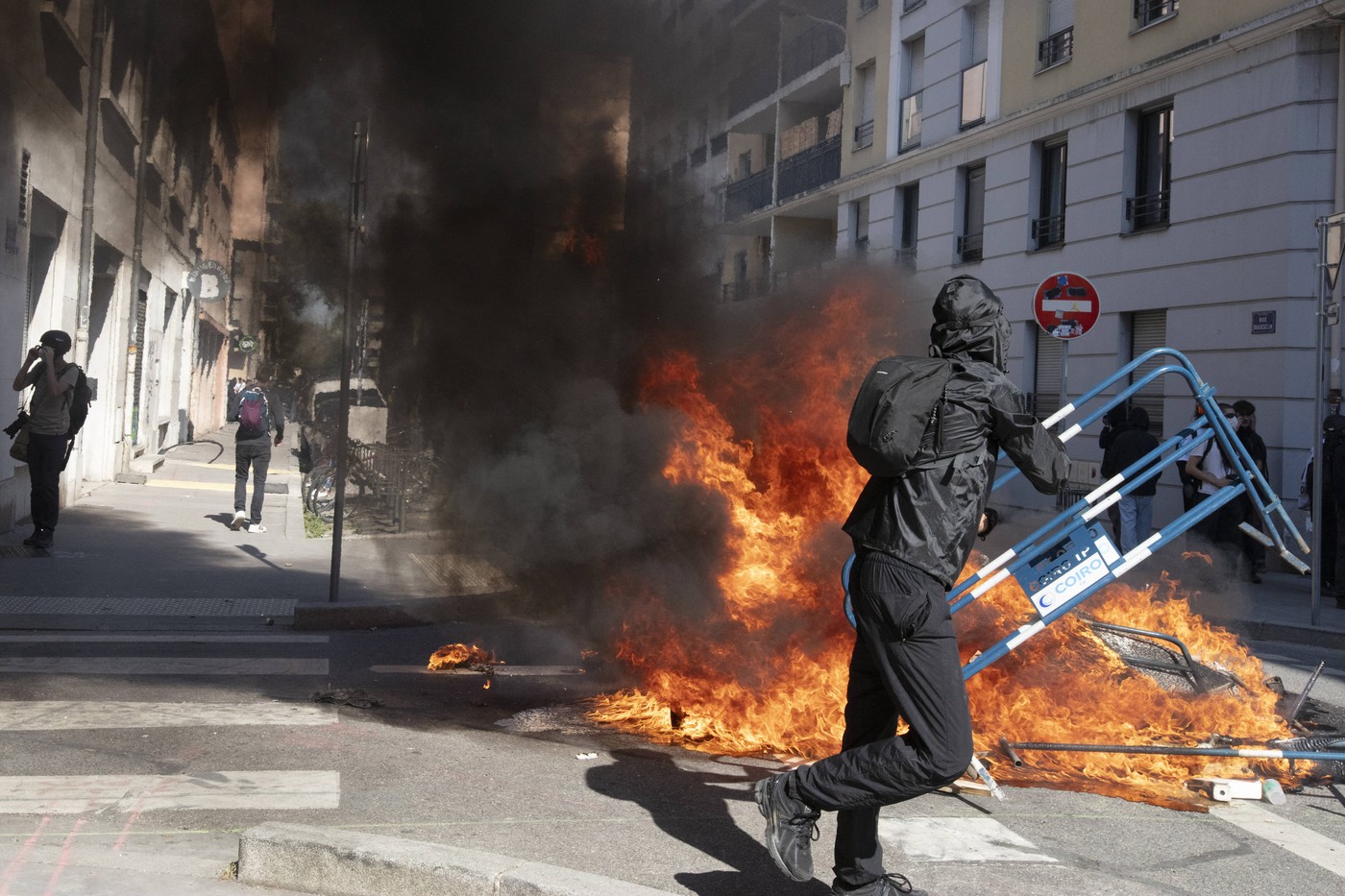 Studenții francezi continuă protestele în Franța