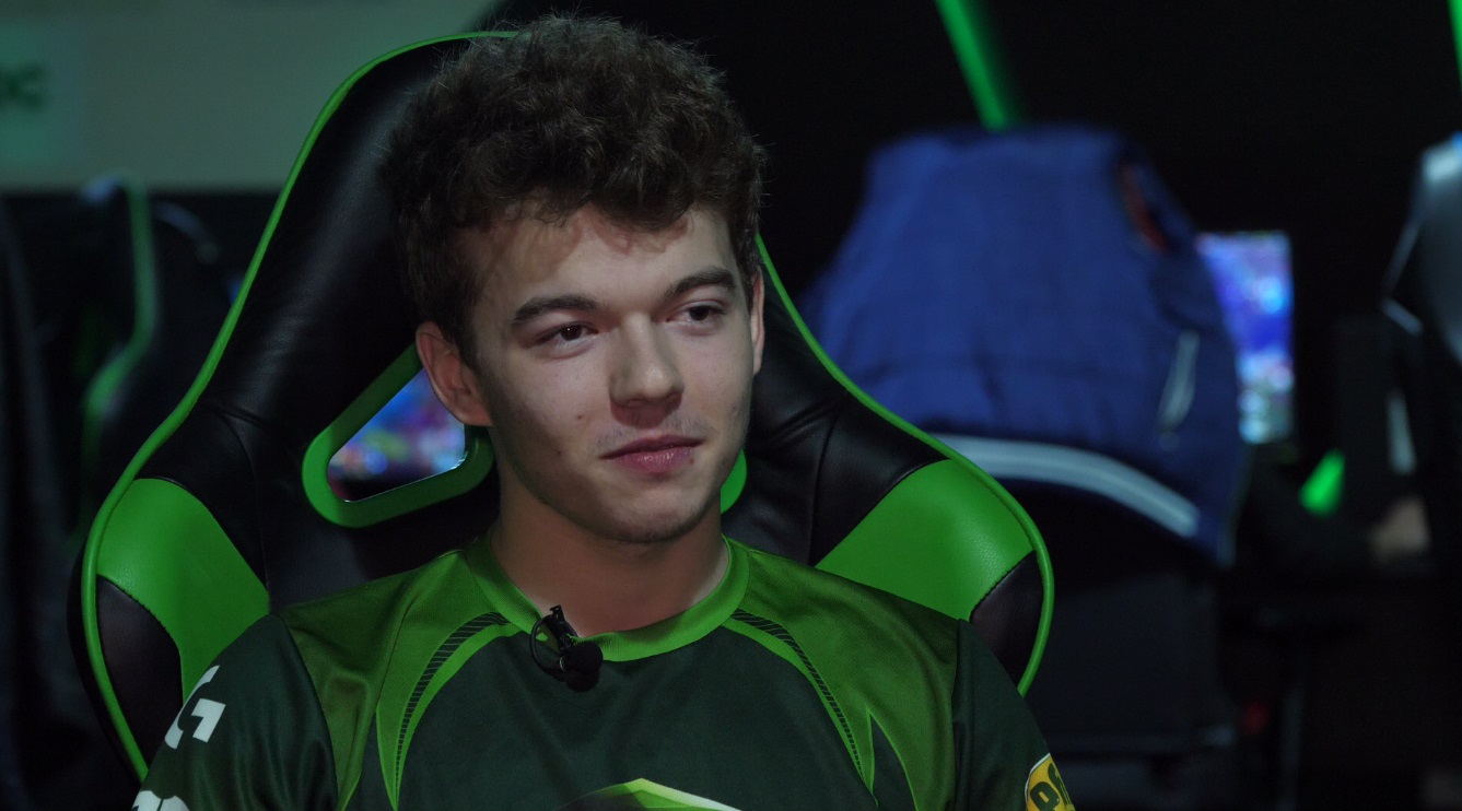 VIDEO/ Vicecampionii mondiali la Counter Strike sunt români! Totul despre viața dublă a gamerilor